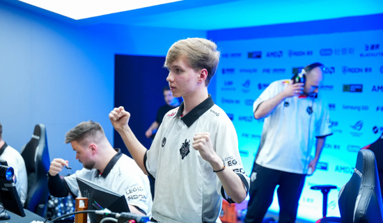 iG官方：中单Cryin正式加入队伍